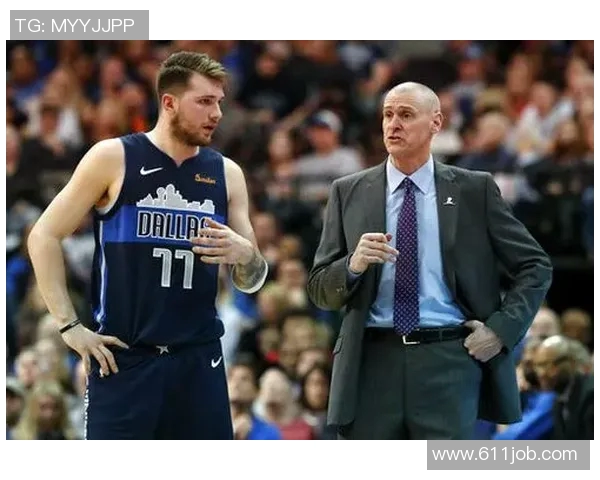 独行侠险胜国王，卢卡斯-唐西奇砍下35分，续写胜利传奇