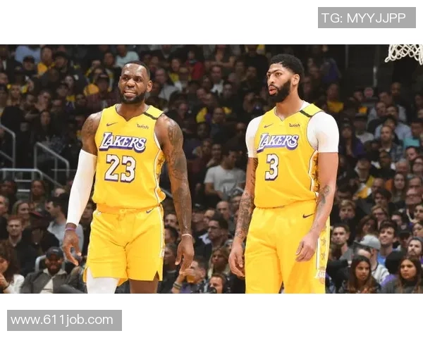 浓眉哥的突破绝技让湖人队惊呆！詹姆斯称赞：他是最佳球员