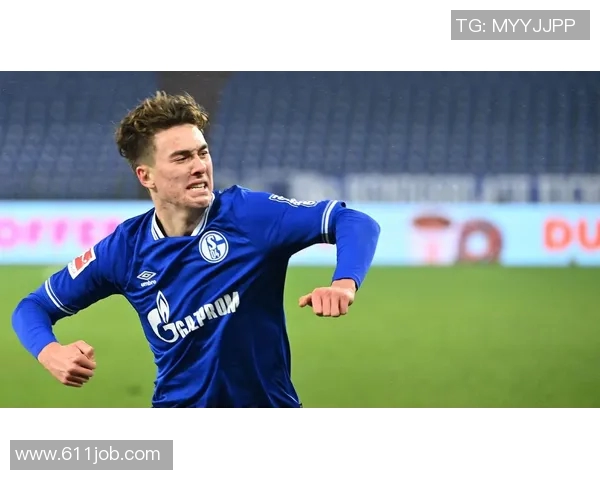 沙尔克04遭遇德甲四连败，危机加剧